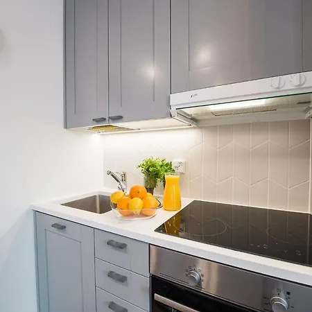 Forenom Serviced Apartments Helsinki Toeoeloe Exterior photo