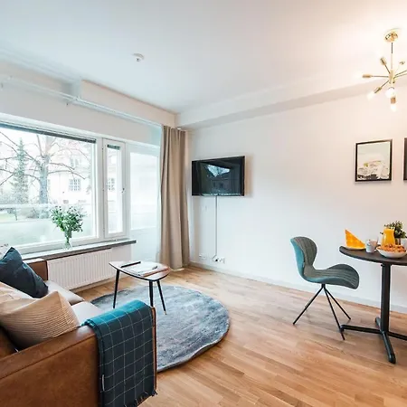 Forenom Serviced Apartments Helsinki Toeoeloe Exterior photo