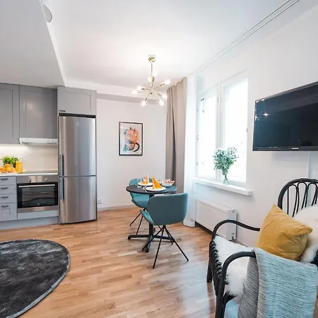 Forenom Serviced Apartments Helsinki Toeoeloe Exterior photo